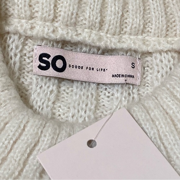 SO Cream Textured Knit Pullover Sweater NWT Small Crew Neck Cozy Soft Layer - Picture 4 of 7